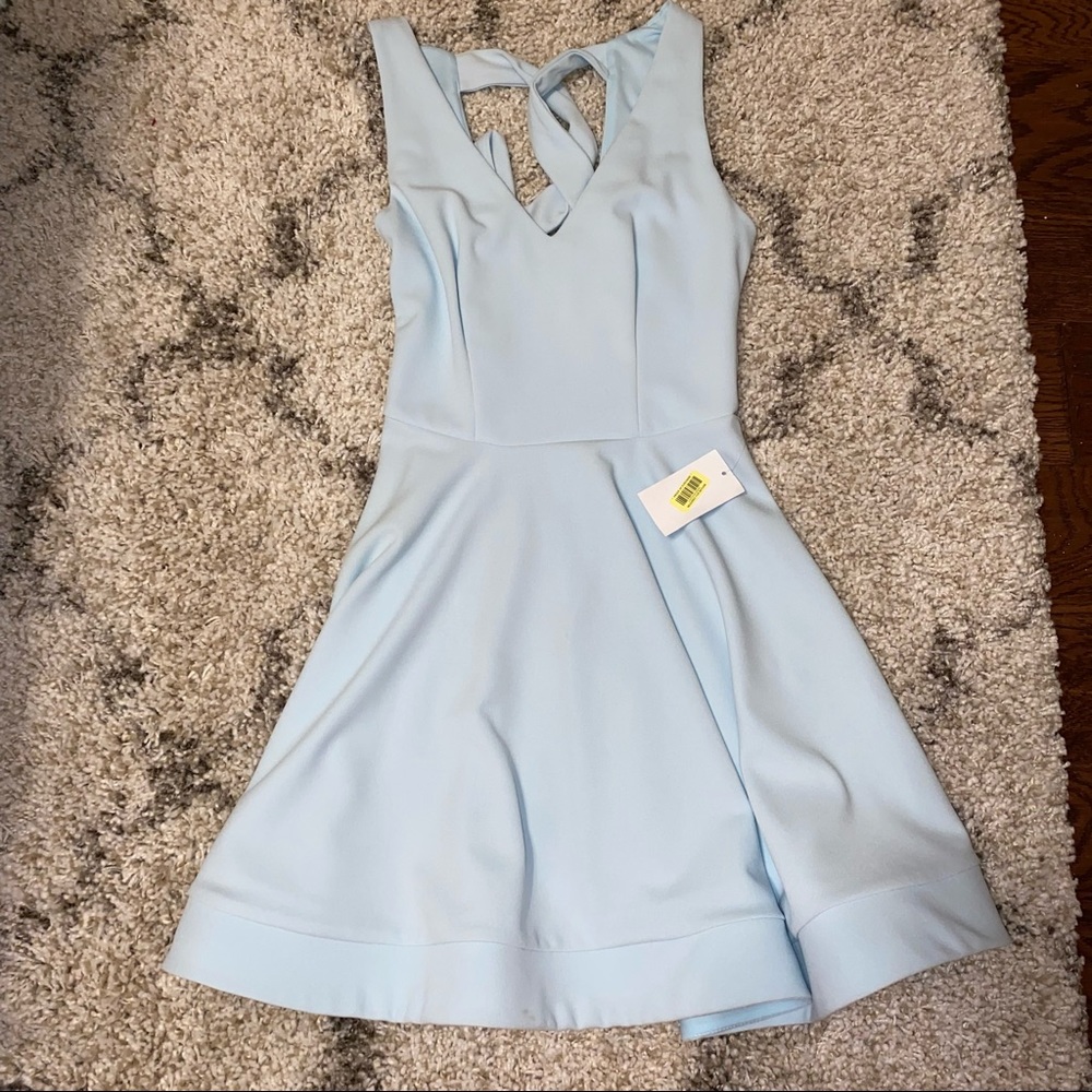 blue dress